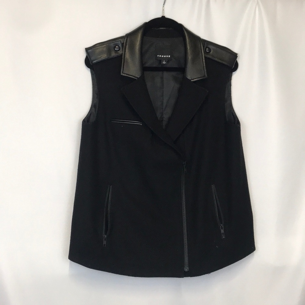 Trouve vest